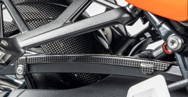 Ilmberger R12 NineT 24-25 ブレーキラインカバー カーボングロッシー (艶あり) CG.BLA.005.R12NT